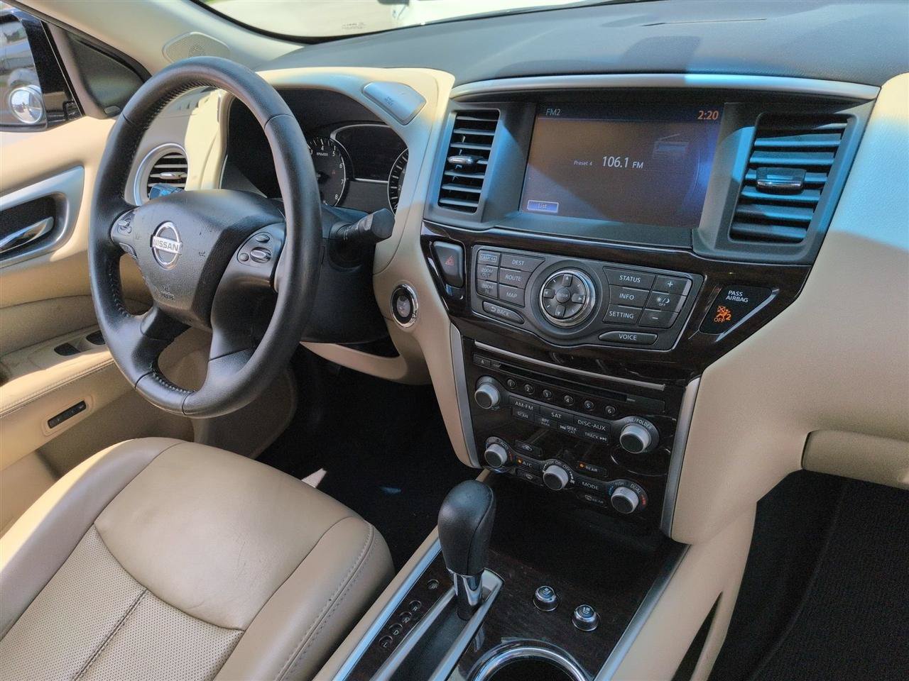 Used 2016 Nissan Pathfinder Platinum FWD image 37