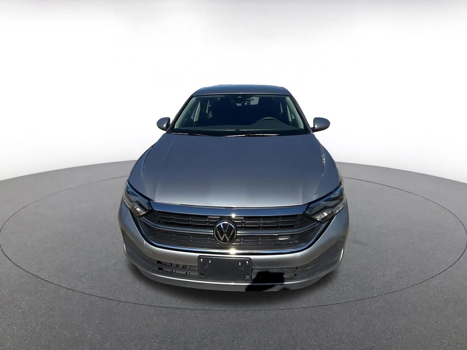 Used 2024 Volkswagen Jetta S image 4