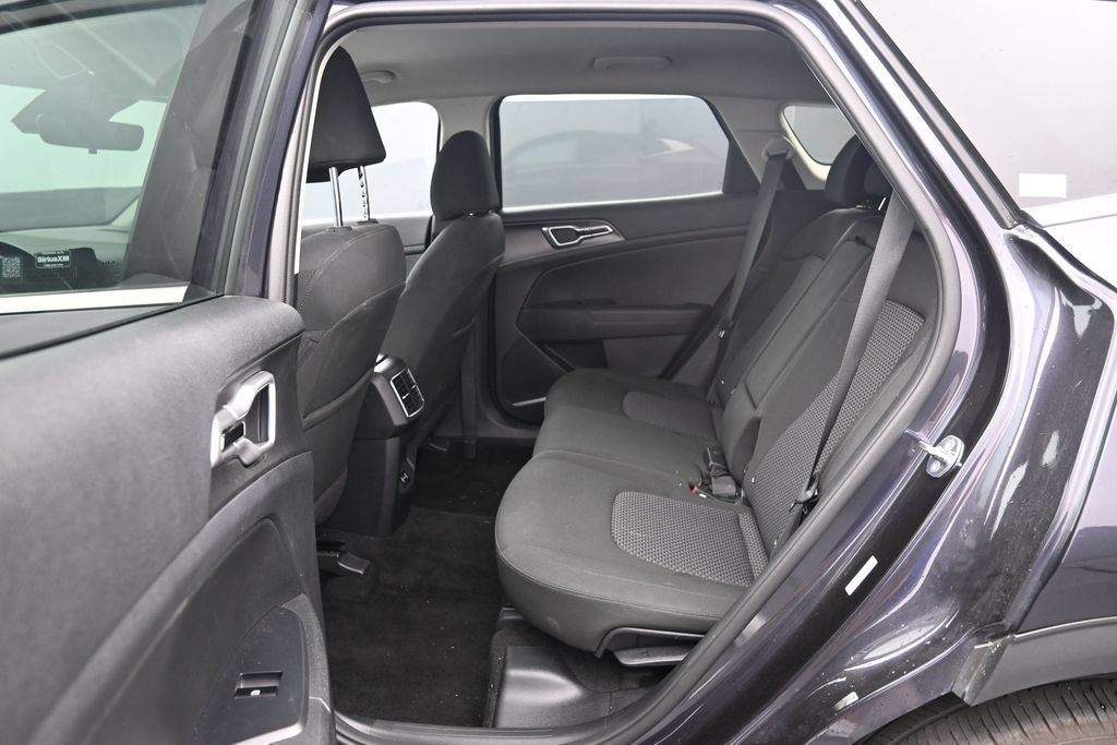 Used 2026 Kia Sportage LX FWD image 17