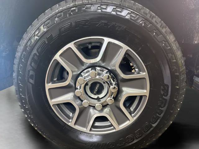 New 2025 Ford F350 Lariat w/ FX4 Off-Road Package image 25