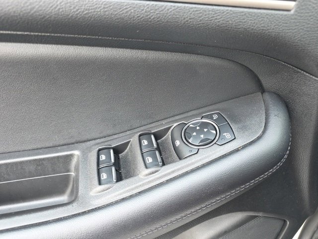 Used 2024 Ford Edge SEL w/ Convenience Package image 16