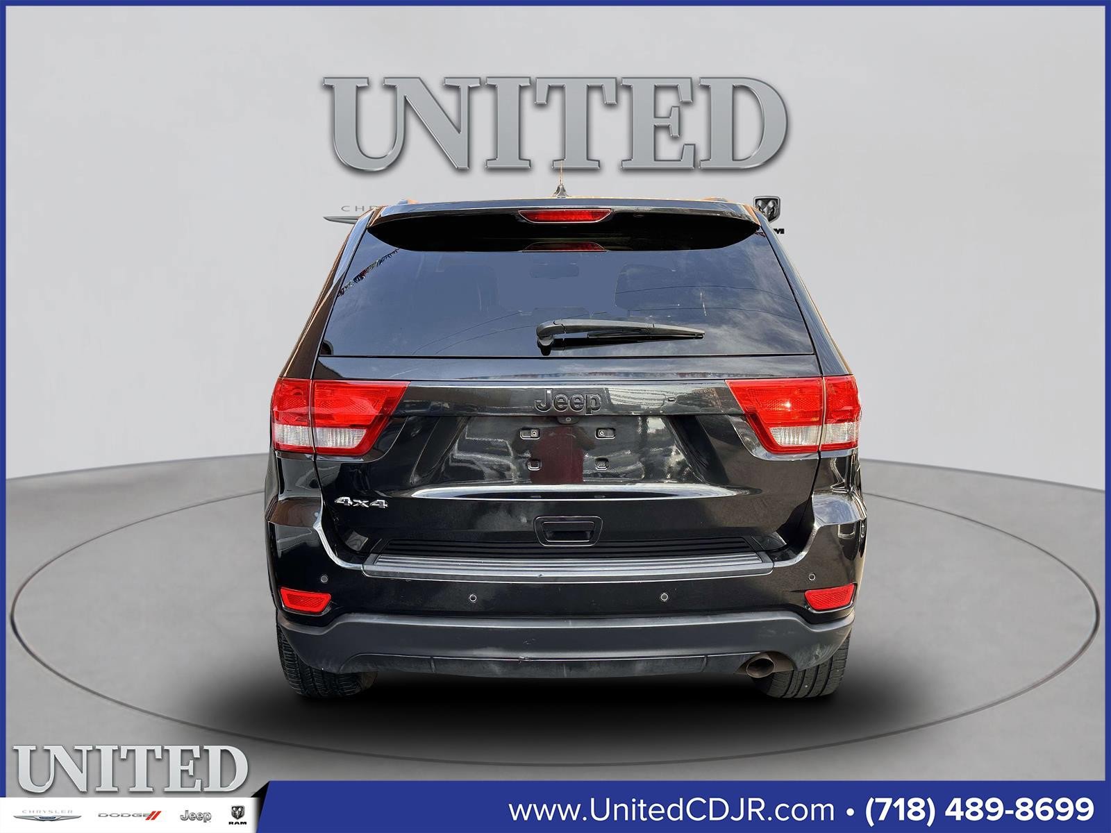 Used 2012 Jeep Grand Cherokee Altitude image 3