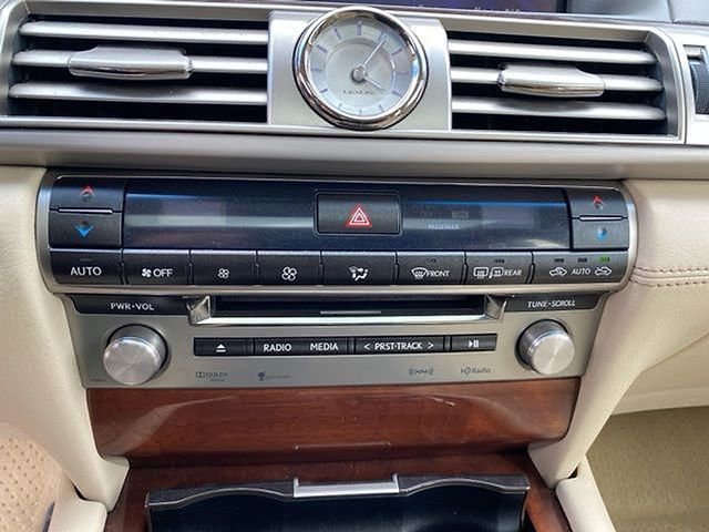 Used 2014 Lexus LS 460 AWD image 34