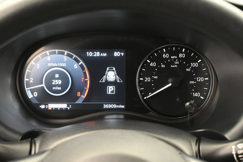 Used 2023 Nissan Kicks SV FWD image 8