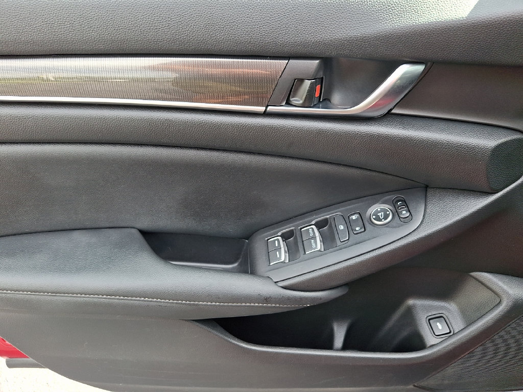 Used 2022 Honda Accord Sport image 14