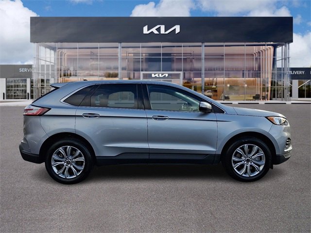 Used 2024 Ford Edge Titanium image 7