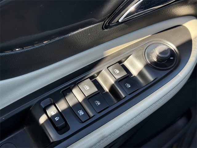 Used 2022 Buick Encore Preferred w/ Safety Package II image 15