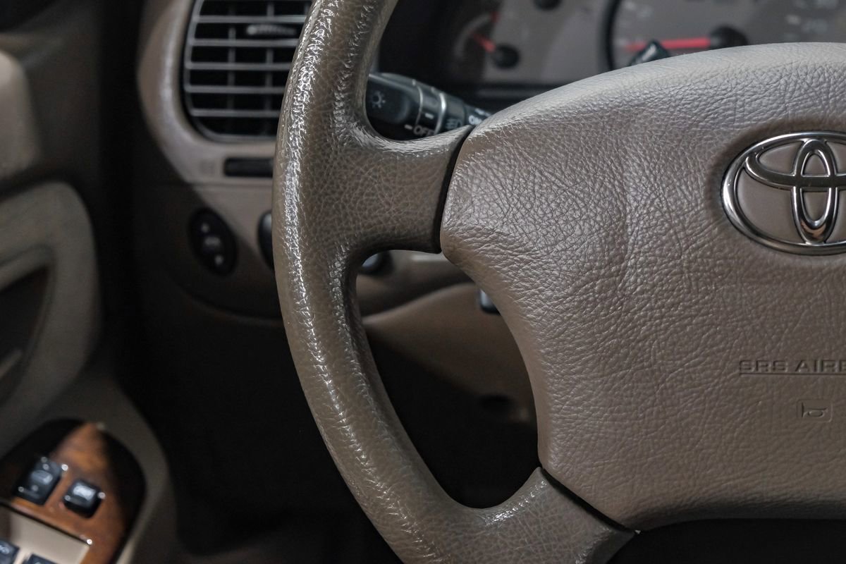 Used 2004 Toyota Sequoia SR5 image 16