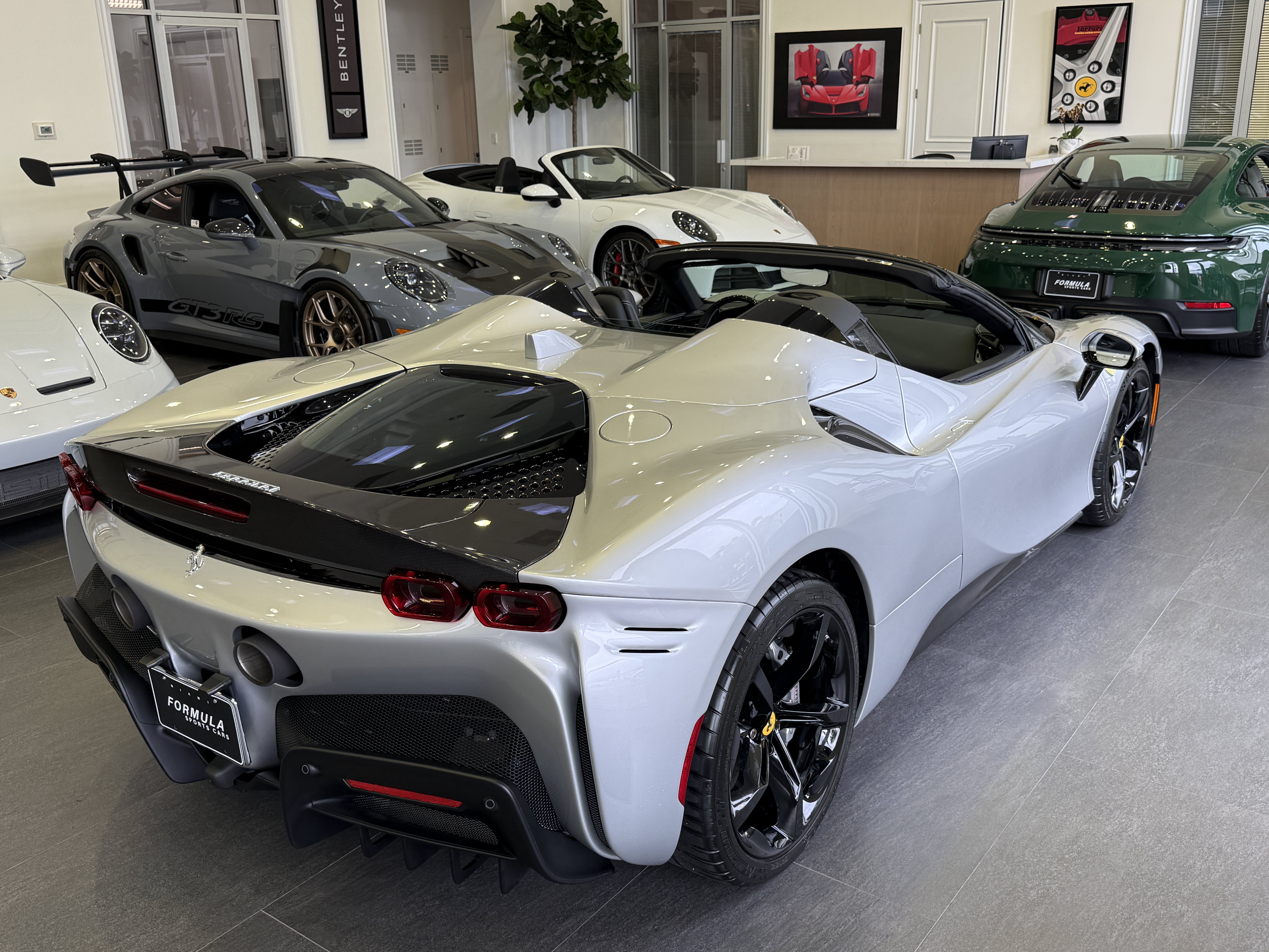 Used 2024 Ferrari SF90 Spider AWD/4WD image 15