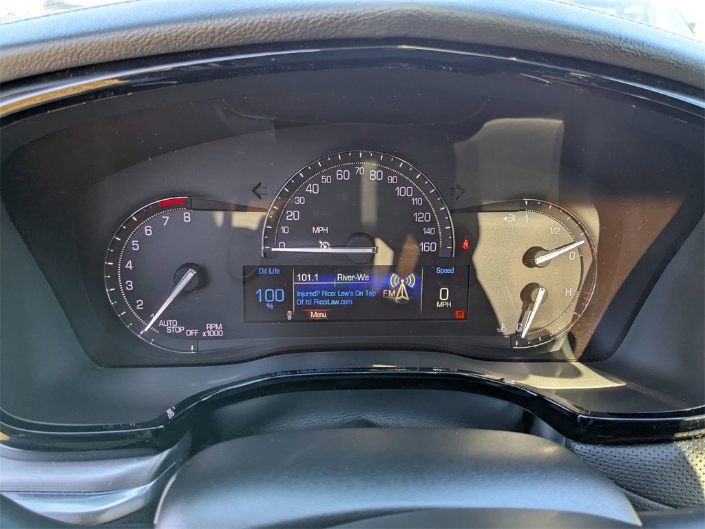 Used 2017 Cadillac XT5 Luxury w/ Driver Awareness Package image 10