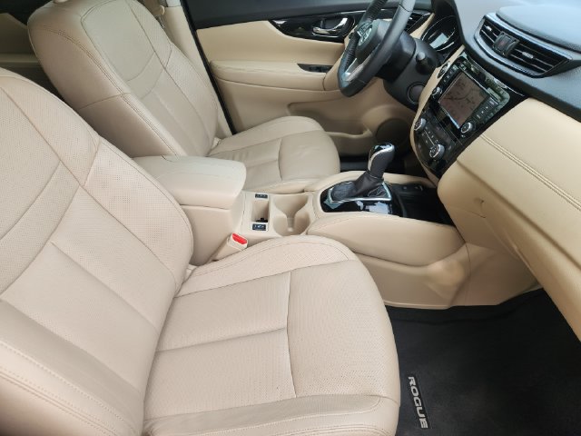 Used 2019 Nissan Rogue SL w/ Premium Package FWD image 15