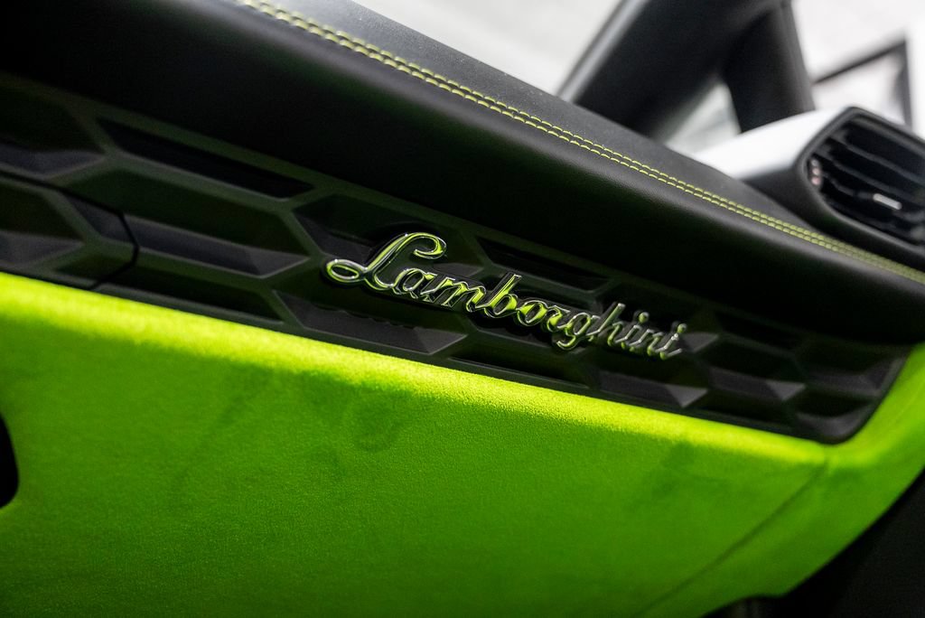 Used 2016 Lamborghini Huracan LP 610-4 AWD/4WD image 73