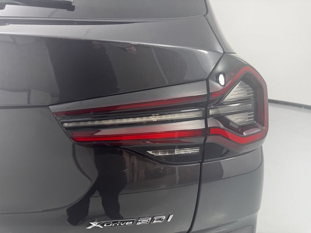 Used 2022 BMW X3 xDrive30i w/ Premium Package AWD/4WD image 7