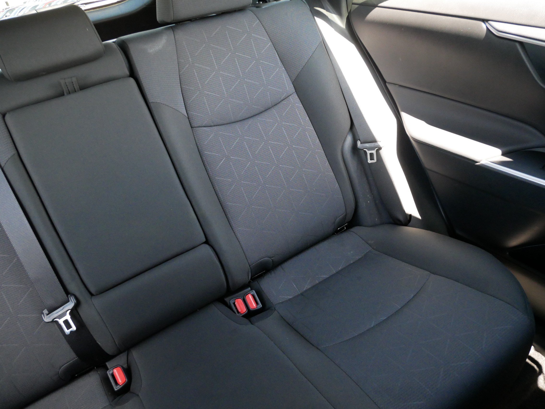Used 2025 Toyota RAV4 XLE AWD/4WD image 14