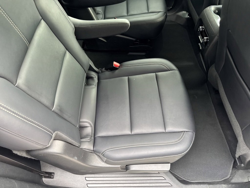 Used 2024 GMC Acadia Elevation image 15