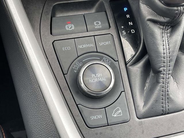 Used 2024 Toyota RAV4 Adventure image 30