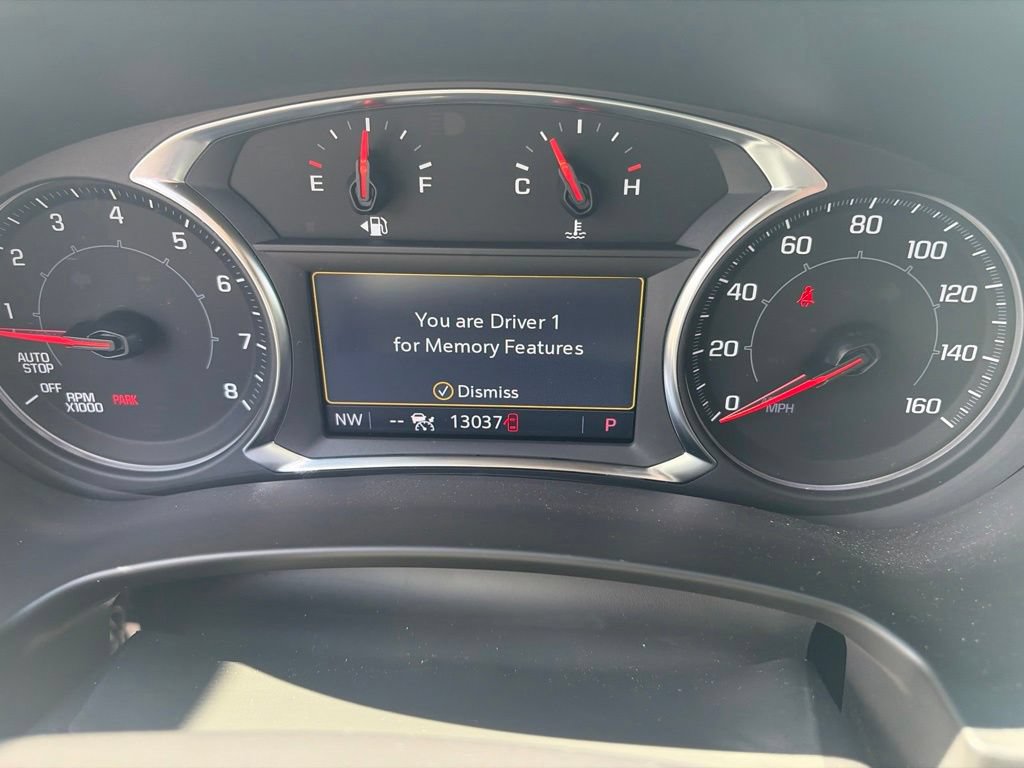 Used 2024 GMC Terrain SLT w/ Infotainment Package II AWD/4WD image 16