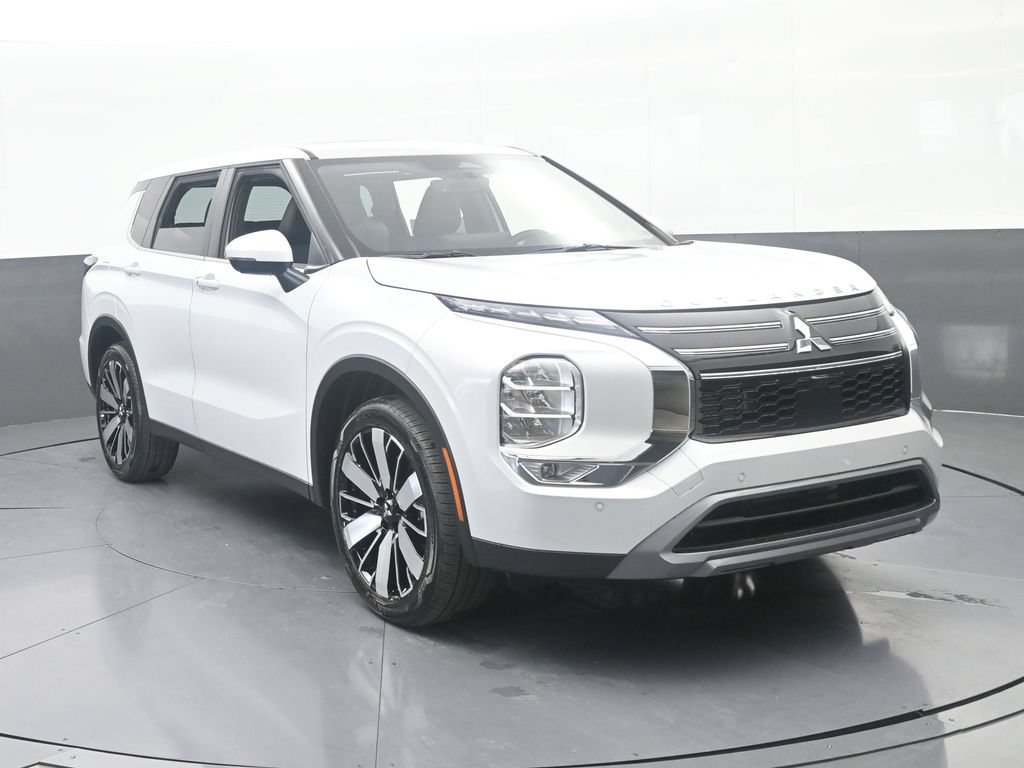 New 2026 Mitsubishi Outlander SE FWD image 9