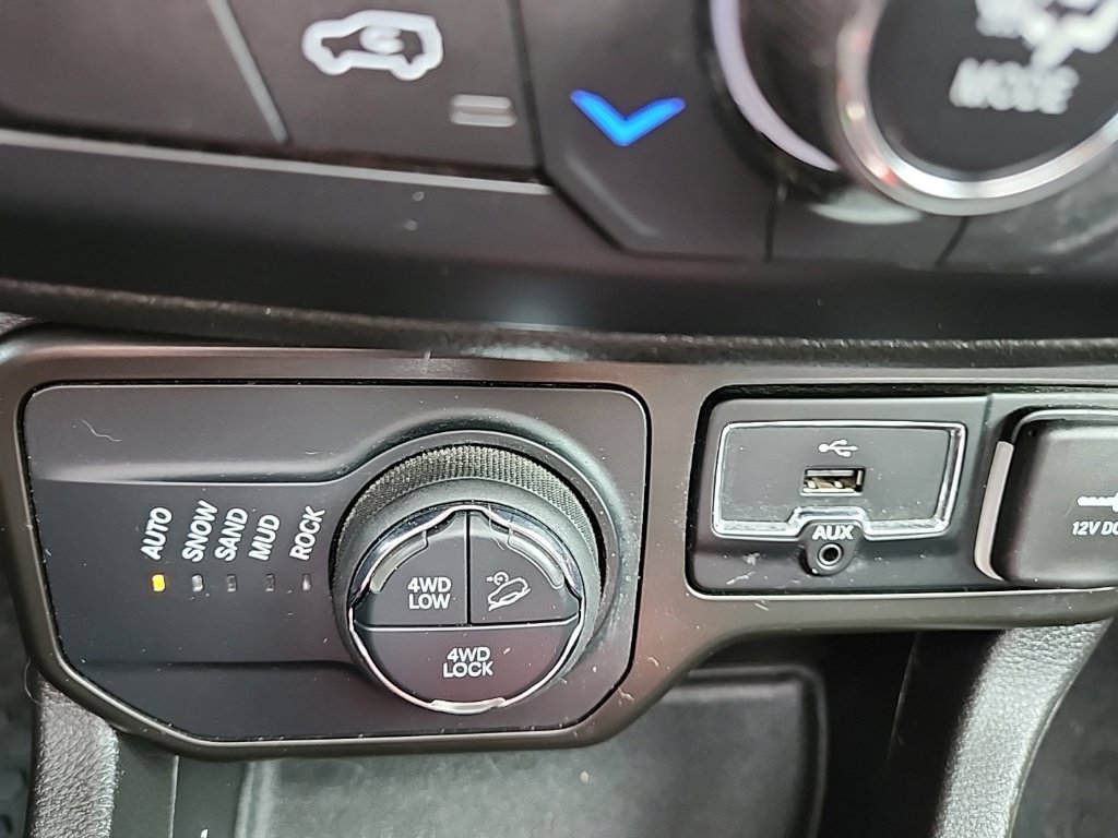 Used 2022 Jeep Renegade Trailhawk w/ Sun/Sound Group AWD/4WD image 20