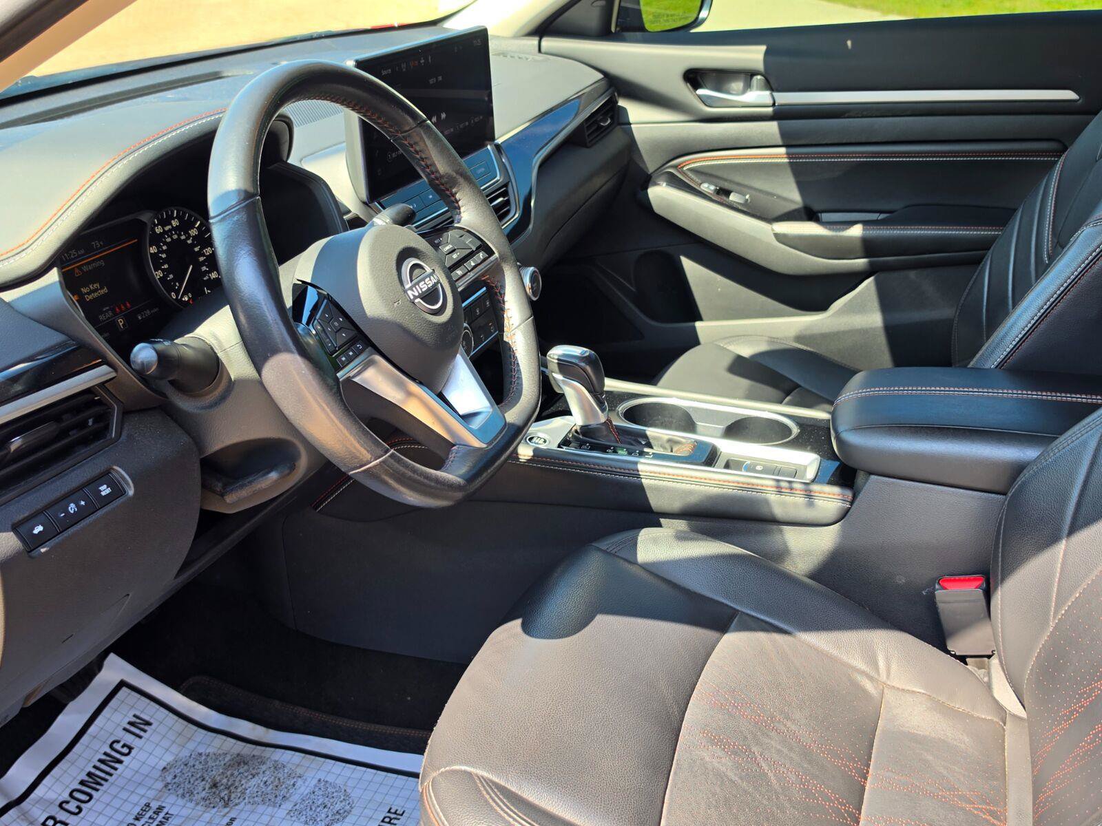 Used 2023 Nissan Altima 2.5 SR w/ SR Premium Package AWD/4WD image 13