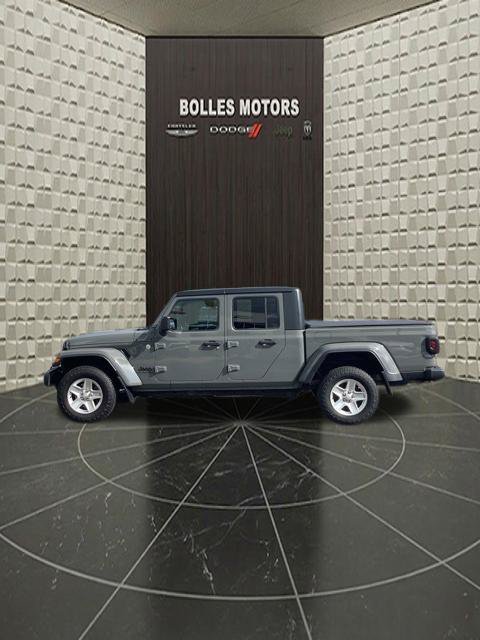 Certified 2021 Jeep Gladiator Sport AWD/4WD image 11