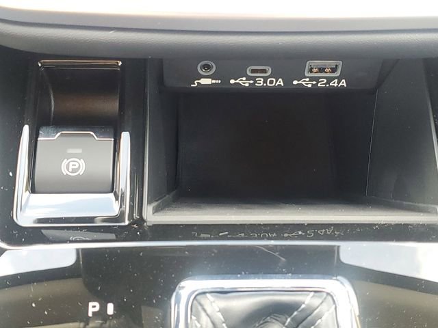 Used 2025 Subaru Outback Premium w/ Popular Package #1A AWD/4WD image 29