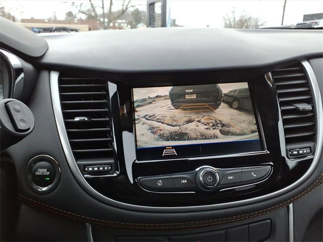 Used 2022 Chevrolet Trax LT w/ Driver Confidence Package image 24