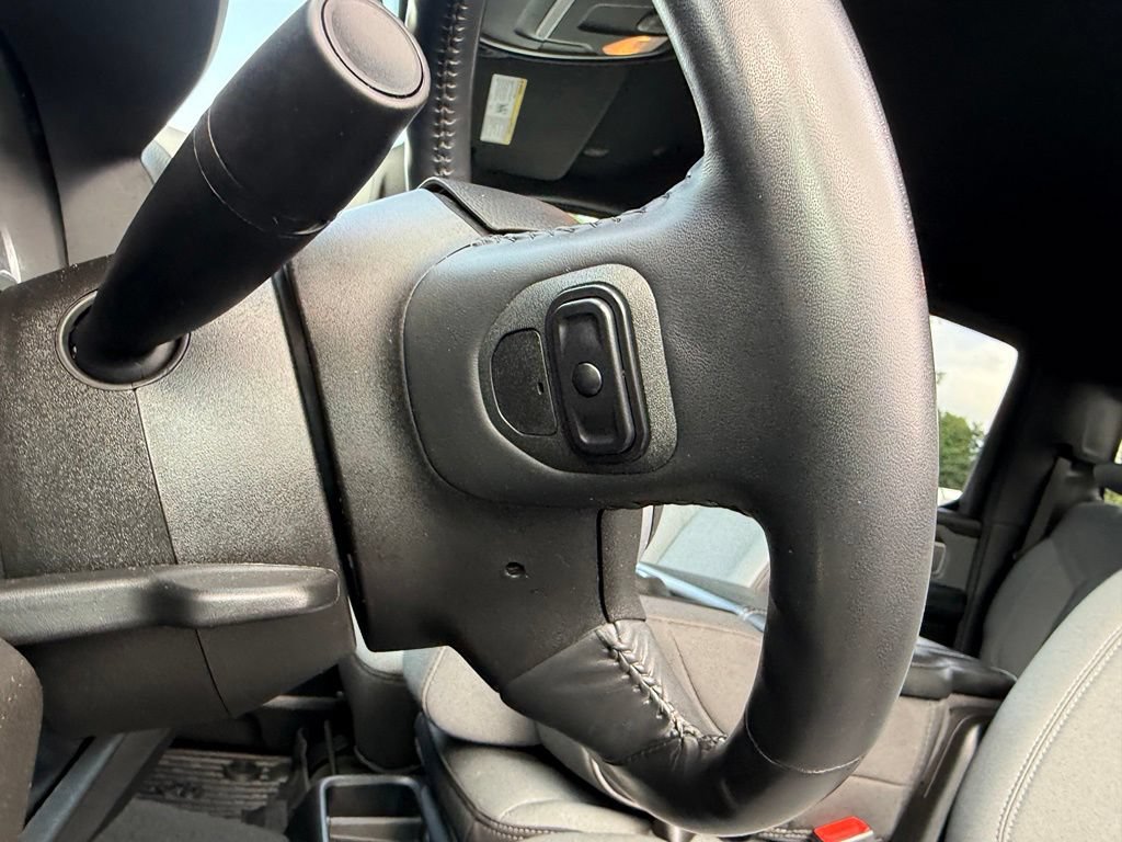 Used 2022 RAM 1500 Big Horn AWD/4WD image 16