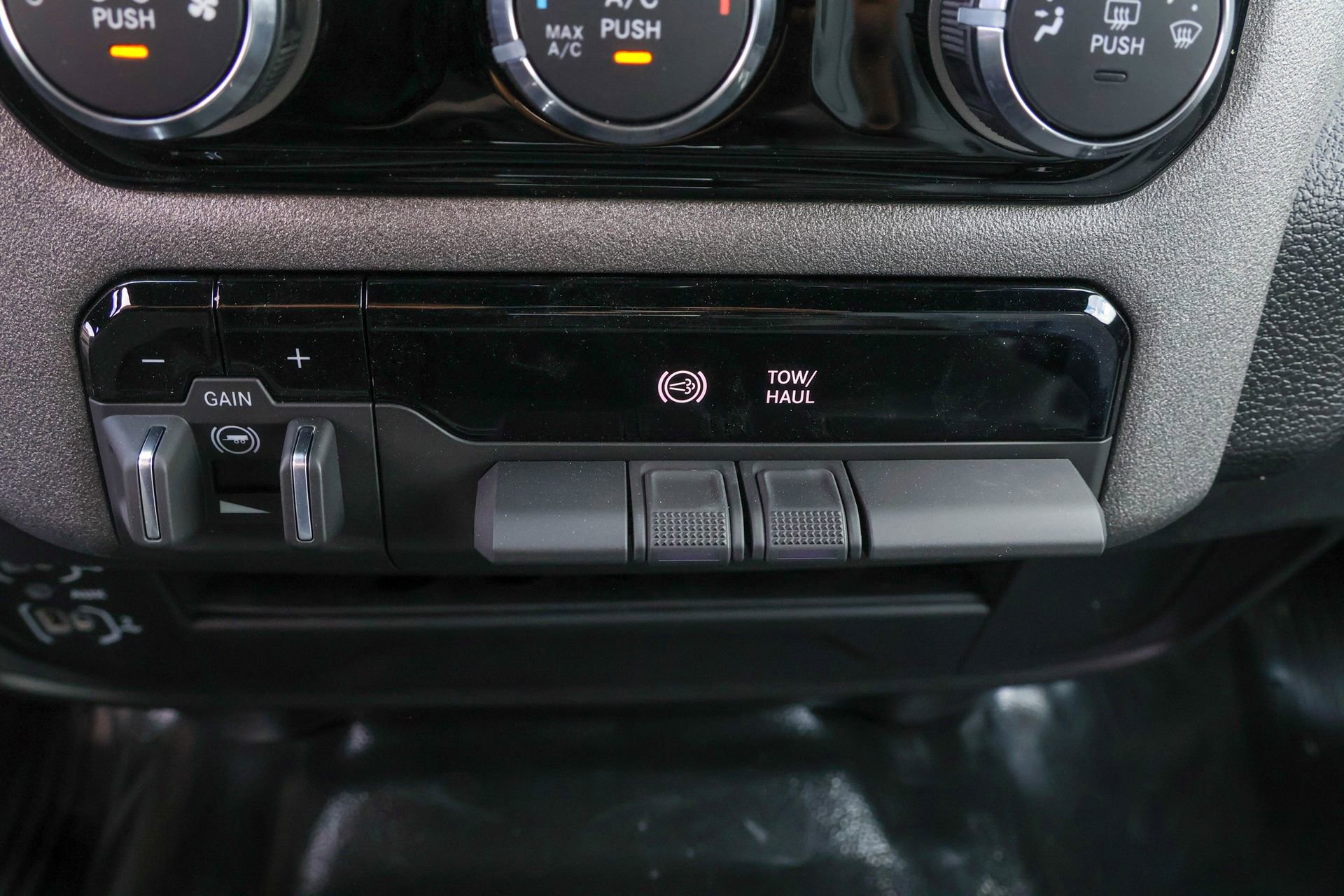 New 2026 RAM 3500 Tradesman AWD/4WD image 20