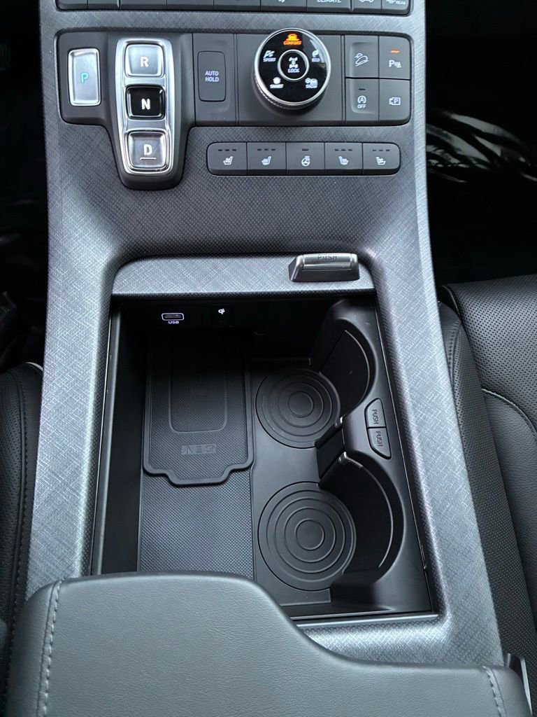 Used 2023 Hyundai Palisade Limited w/ Cargo Package image 38