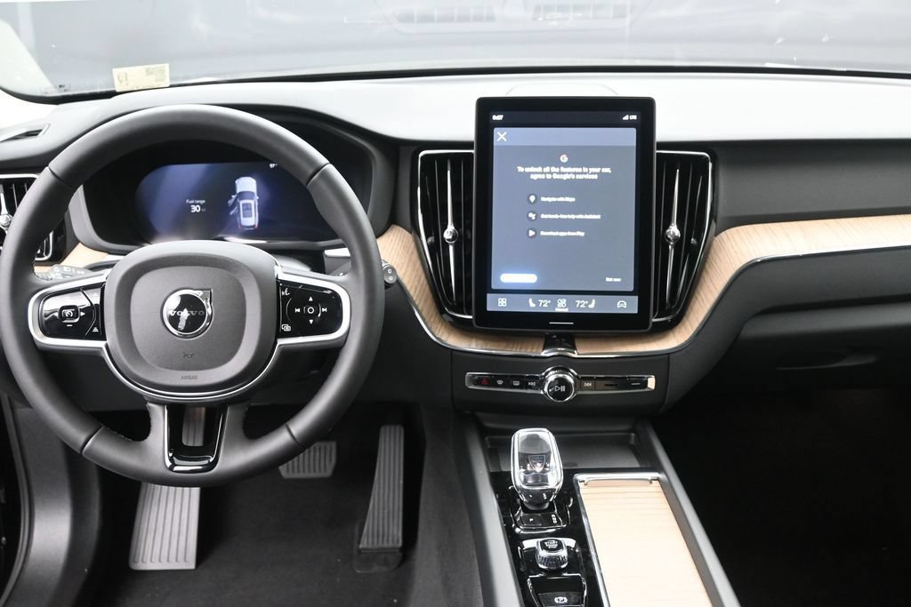 New 2026 Volvo XC60 B5 Plus AWD/4WD image 12