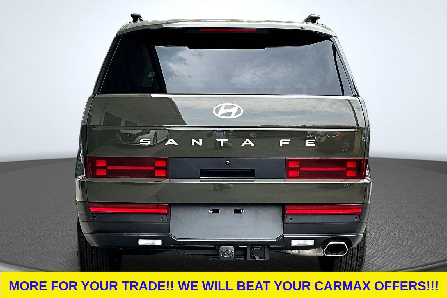 Used 2025 Hyundai Santa Fe SEL FWD image 6