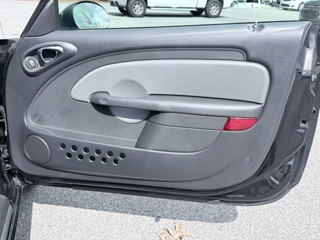 Used 2005 Chrysler PT Cruiser GT FWD image 28