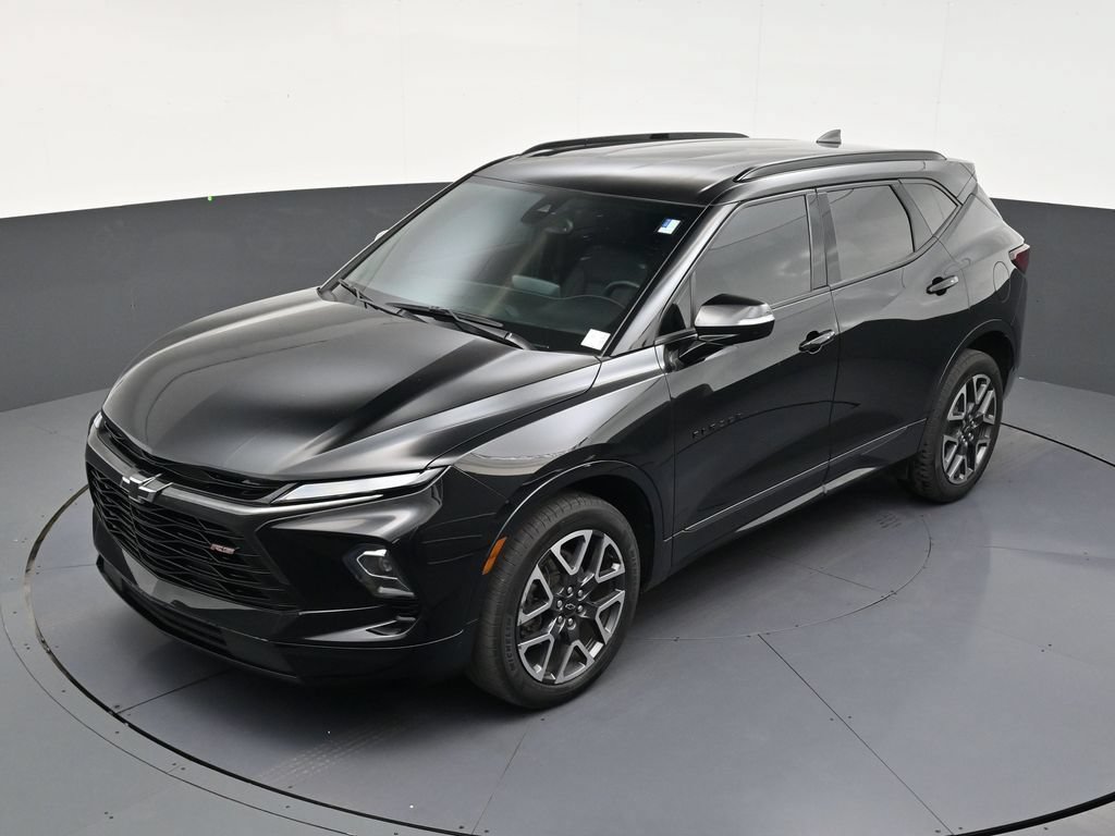 Used 2024 Chevrolet Blazer RS w/ Enhanced Convenience Package FWD image 12