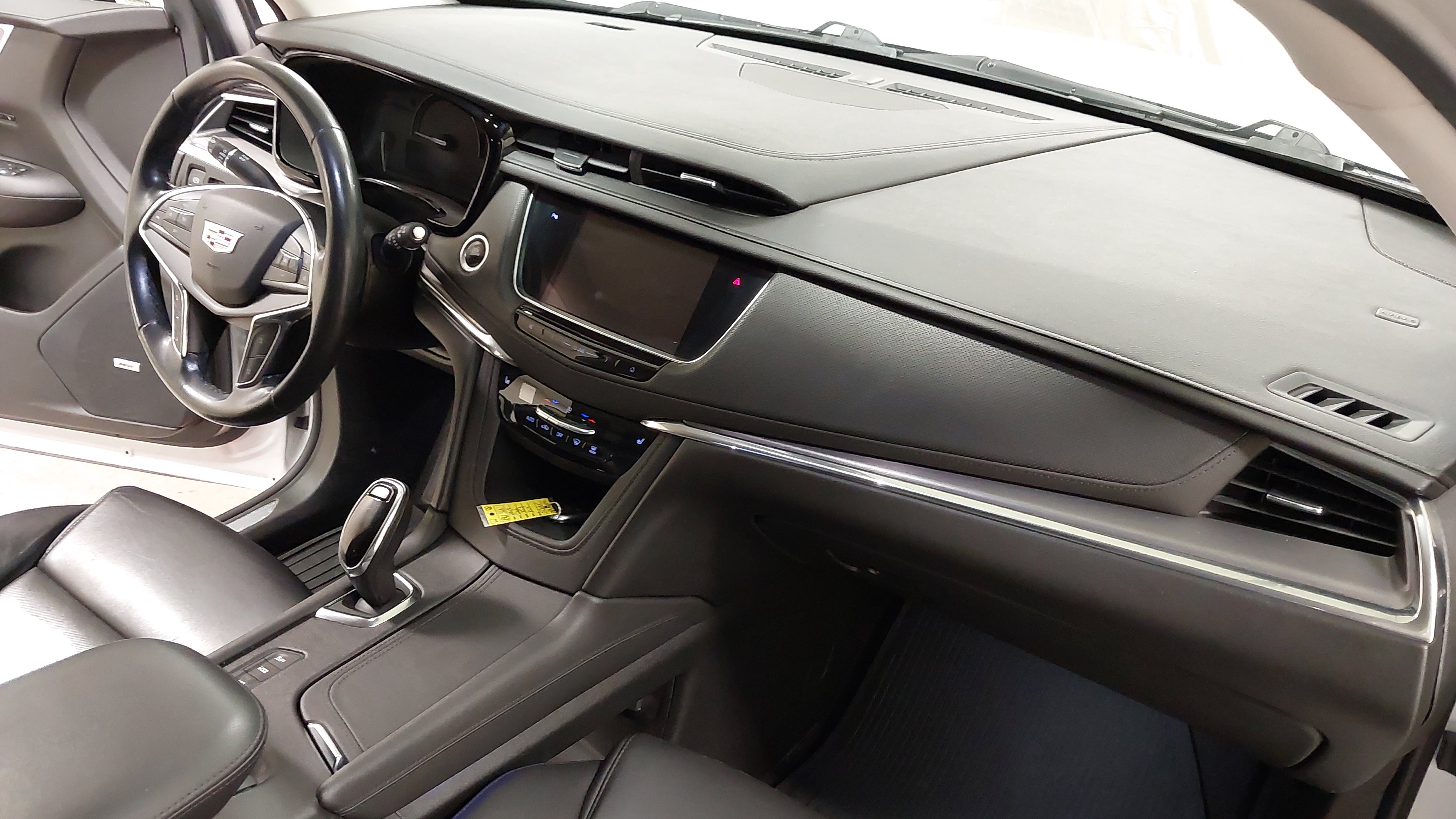 Used 2019 Cadillac XT5 Luxury AWD/4WD image 29