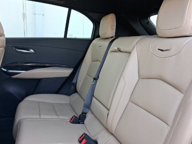 Used 2024 Cadillac XT4 Luxury w/ Cold Weather Package FWD image 25