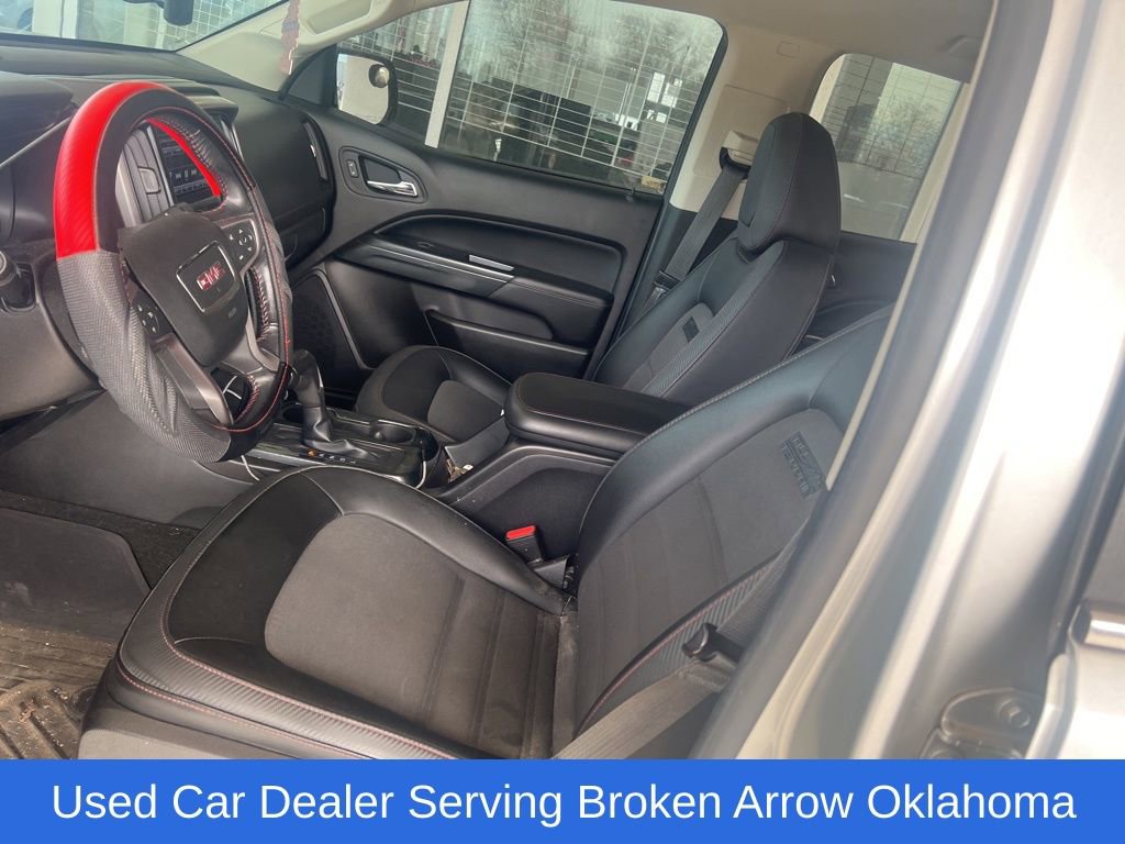 Used 2018 GMC Canyon All Terrain w/ Trailering Package image 9