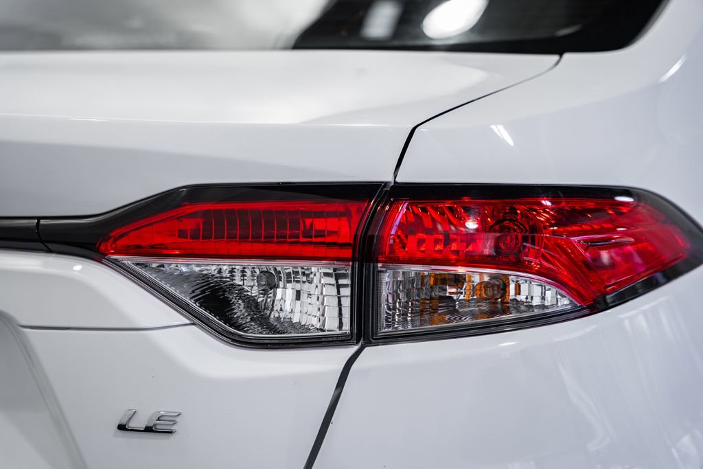 Used 2024 Toyota Corolla LE image 6