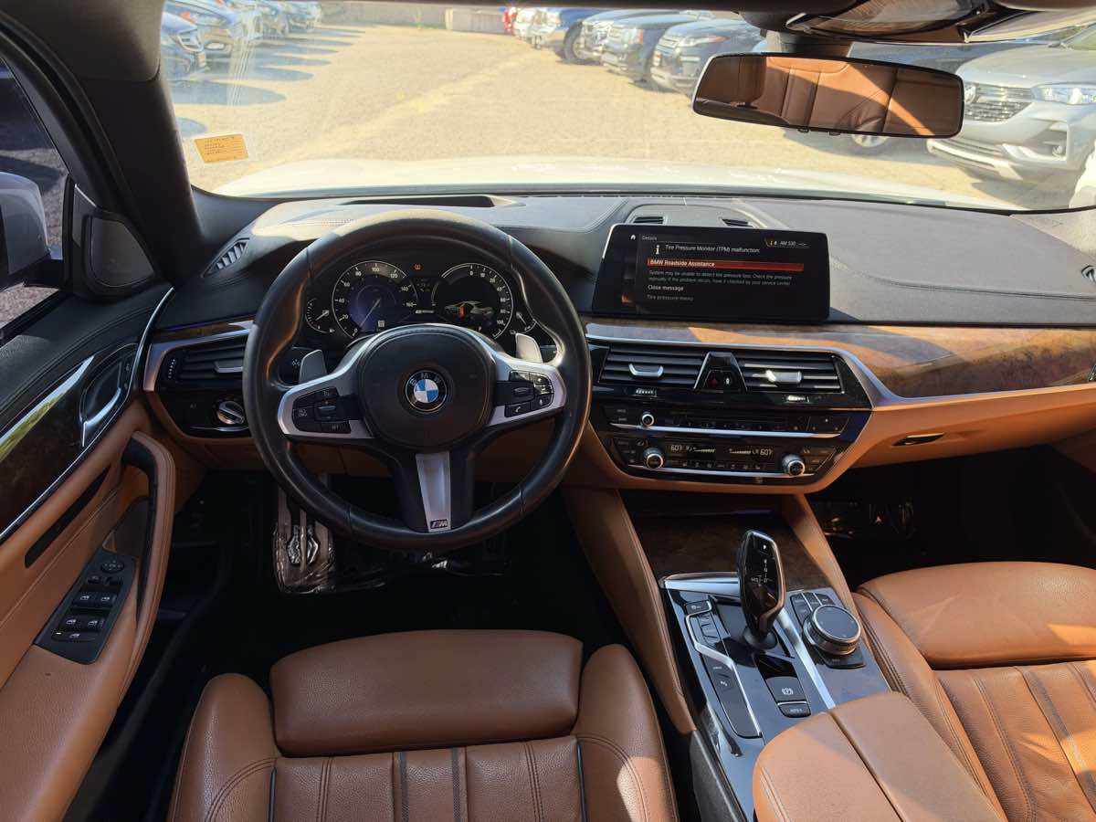 Used 2018 BMW 530e RWD image 14