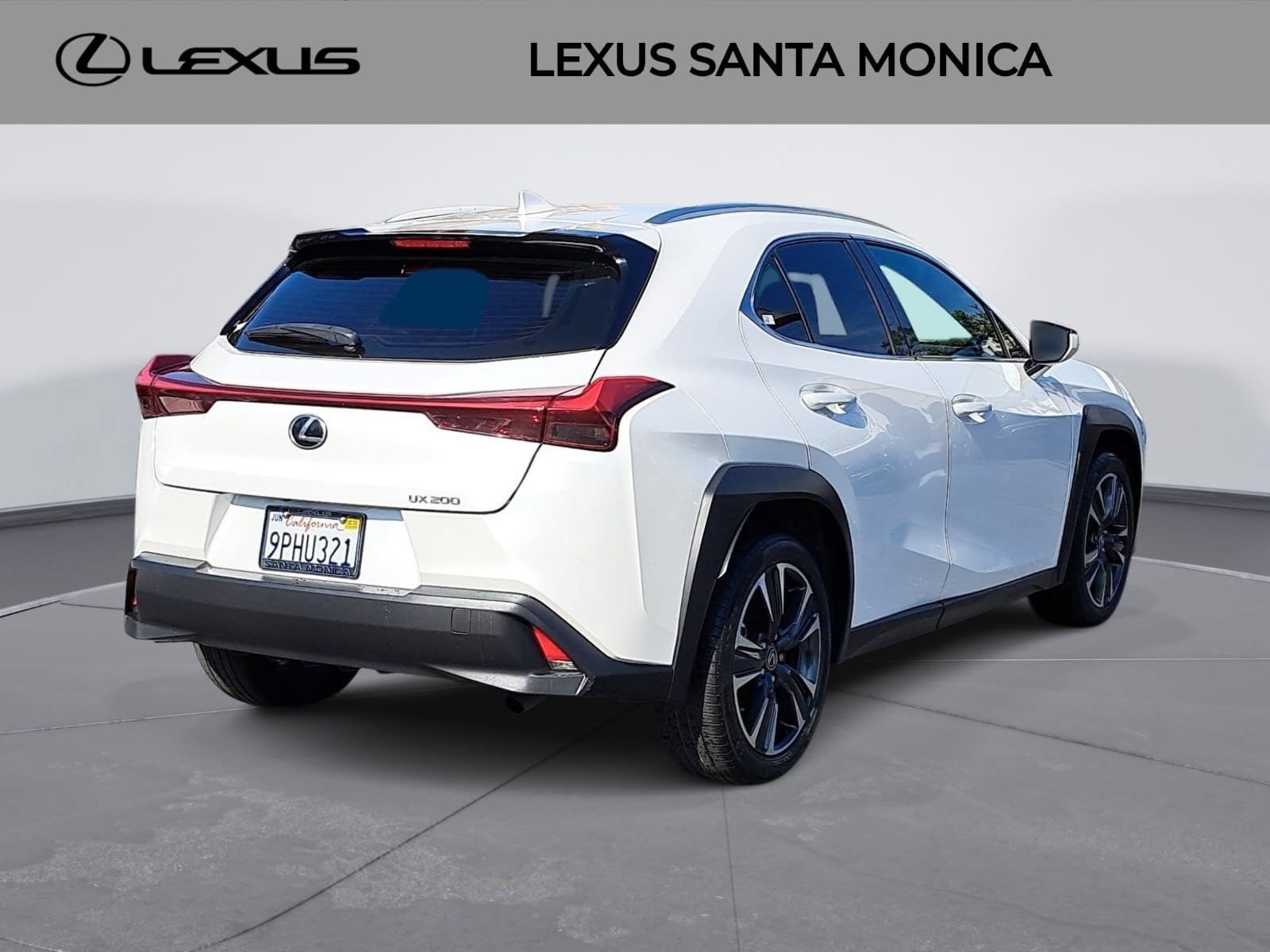 Used 2020 Lexus UX 200 w/ Premium Package FWD image 5