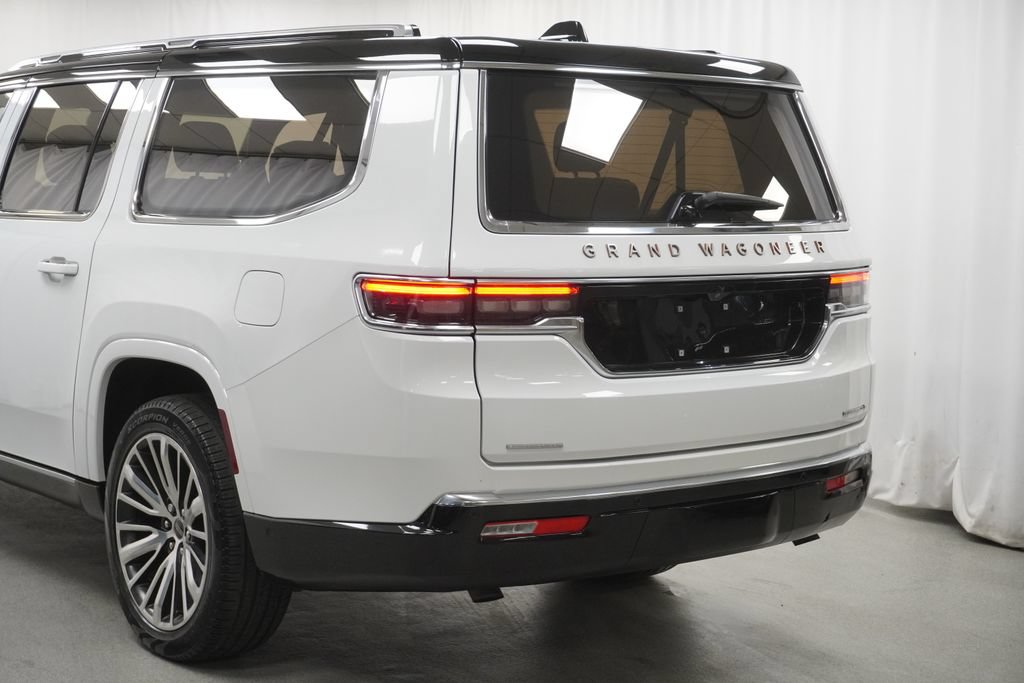 Certified 2023 Jeep Grand Wagoneer L Series III w/ HD Trailer Tow Package AWD/4WD image 27