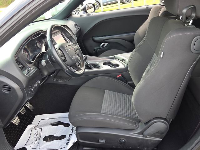 Used 2023 Dodge Challenger R/T w/ Blacktop Package image 10