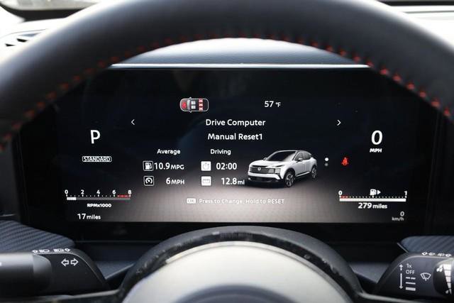 New 2026 Nissan Kicks SR w/ SR Premium Package AWD/4WD image 12