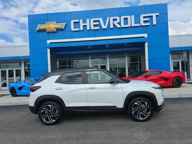 New 2026 Chevrolet TrailBlazer RS w/ Convenience Package AWD/4WD image 2