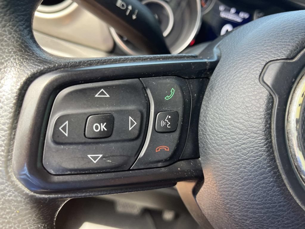 Used 2018 Jeep Wrangler Sport AWD/4WD image 23