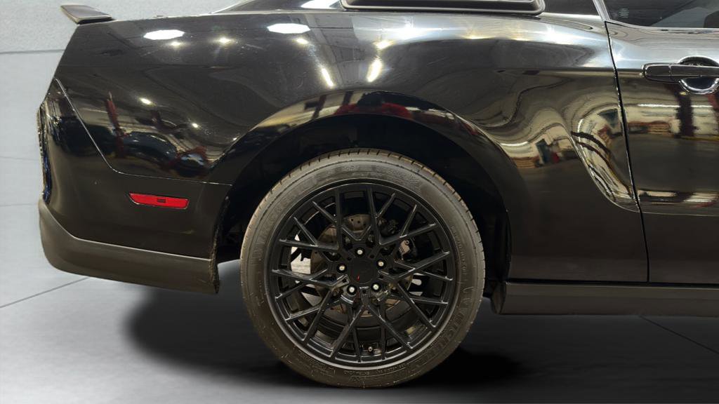 Used 2011 Ford Mustang GT Premium w/ Comfort Pkg image 35