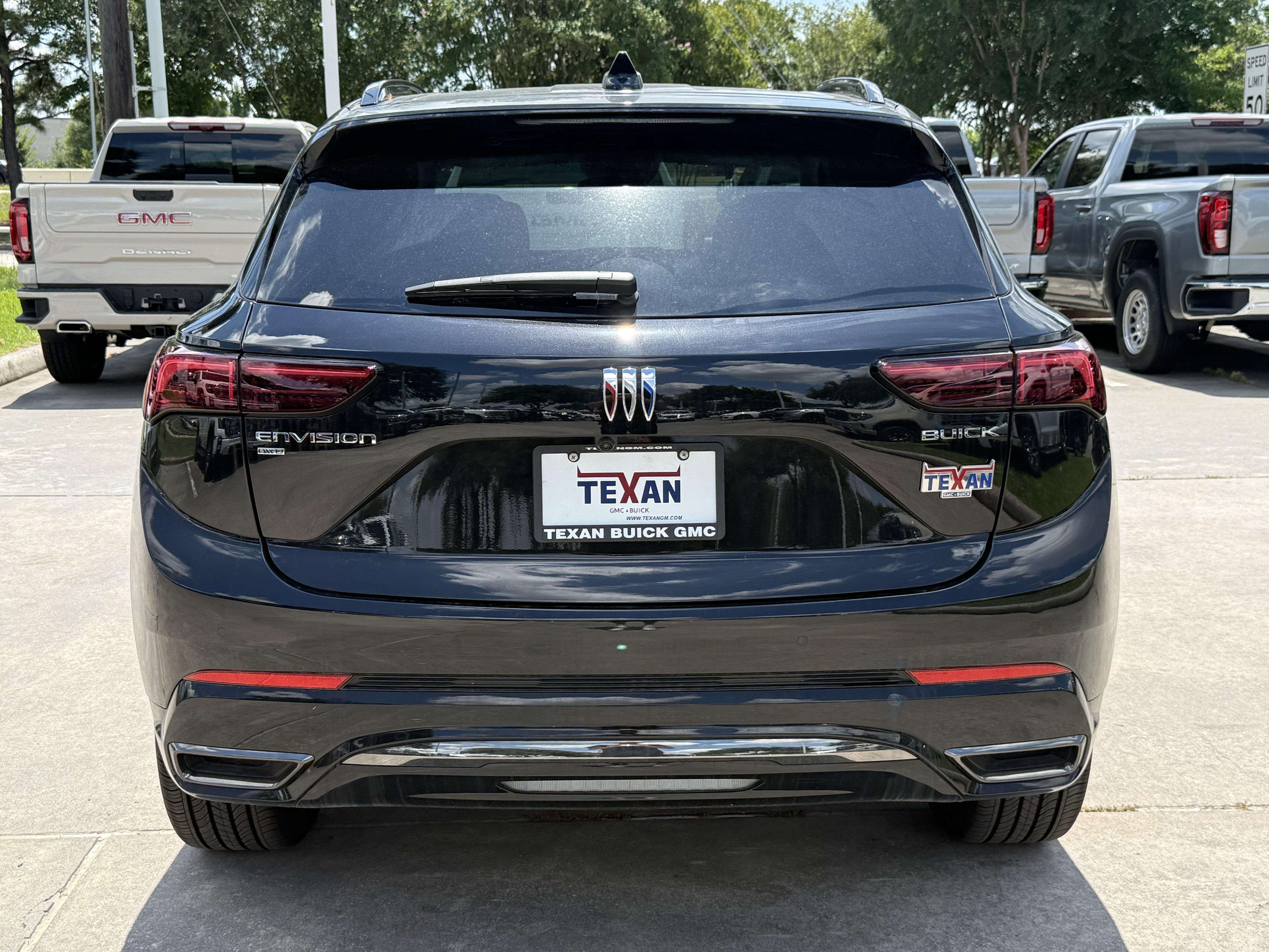 New 2026 Buick Envision Sport Touring AWD/4WD image 6