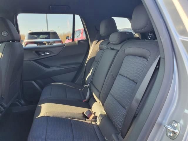 New 2026 Chevrolet Equinox LT image 8