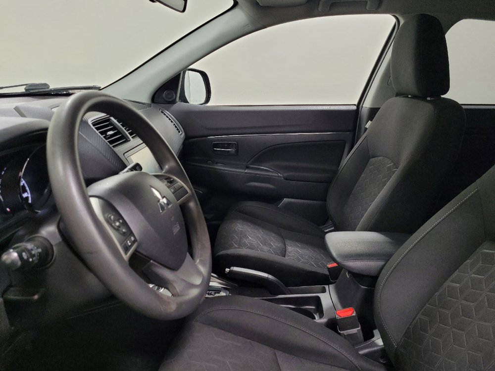 Used 2020 Mitsubishi Outlander Sport SE AWD/4WD image 17