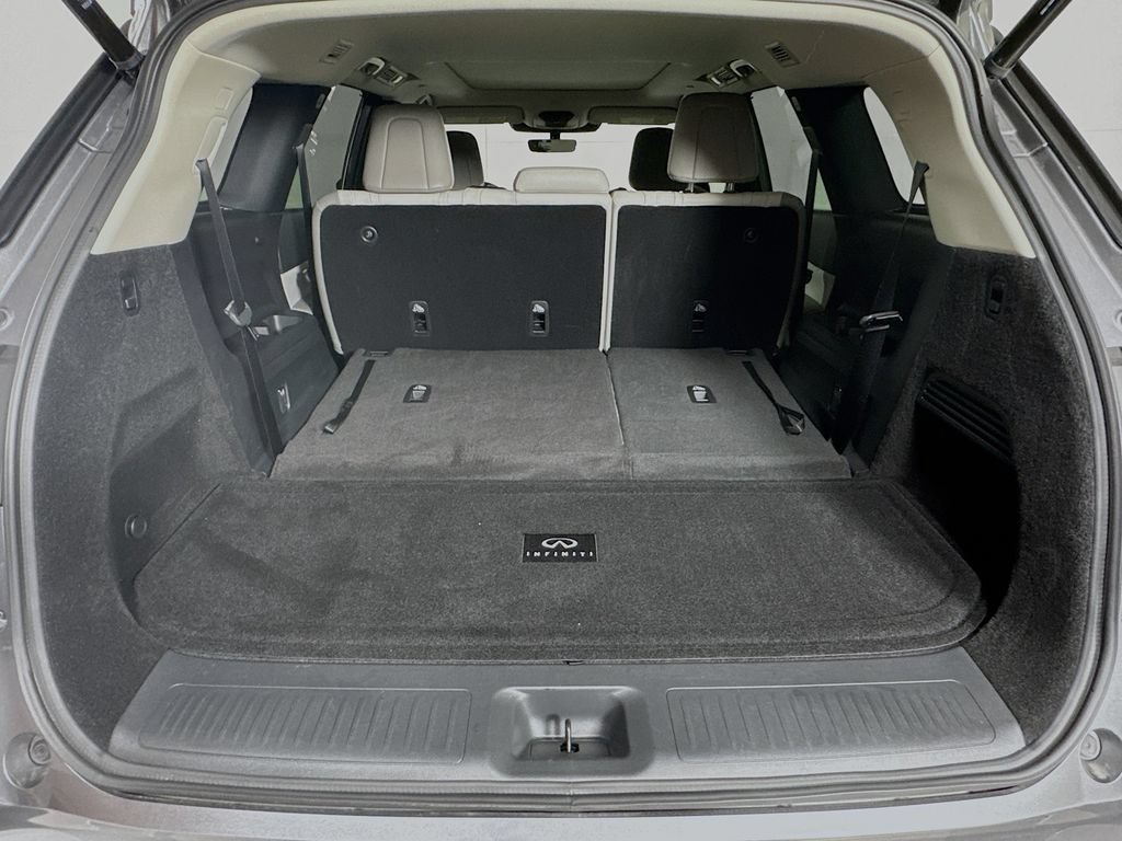 Certified 2026 INFINITI QX60 Luxe w/ Cargo Package AWD/4WD image 33